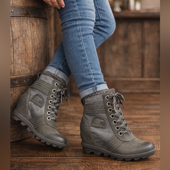 SOREL Prestyn Waterproof Wedges - Picture 1 of 11